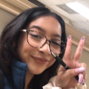 Meet your Posher, Sela